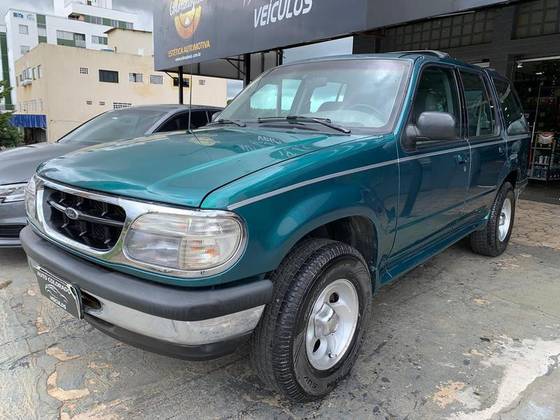 FORD EXPLORER 4.0 XLT 4X4 V6 GASOLINA 4P AUTOMÁTICO